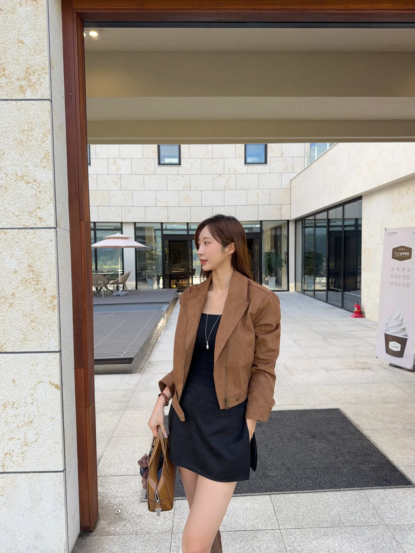 웨인 스웨이드 가죽 크롭 자켓 - jk